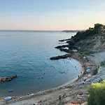 1 Appartamento *