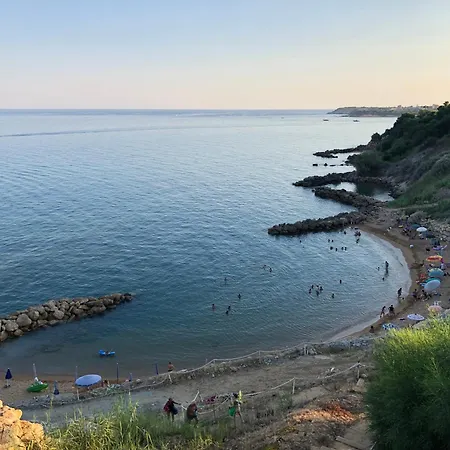 Aparthotel Capo Rizzuto 1 Apartment 3*